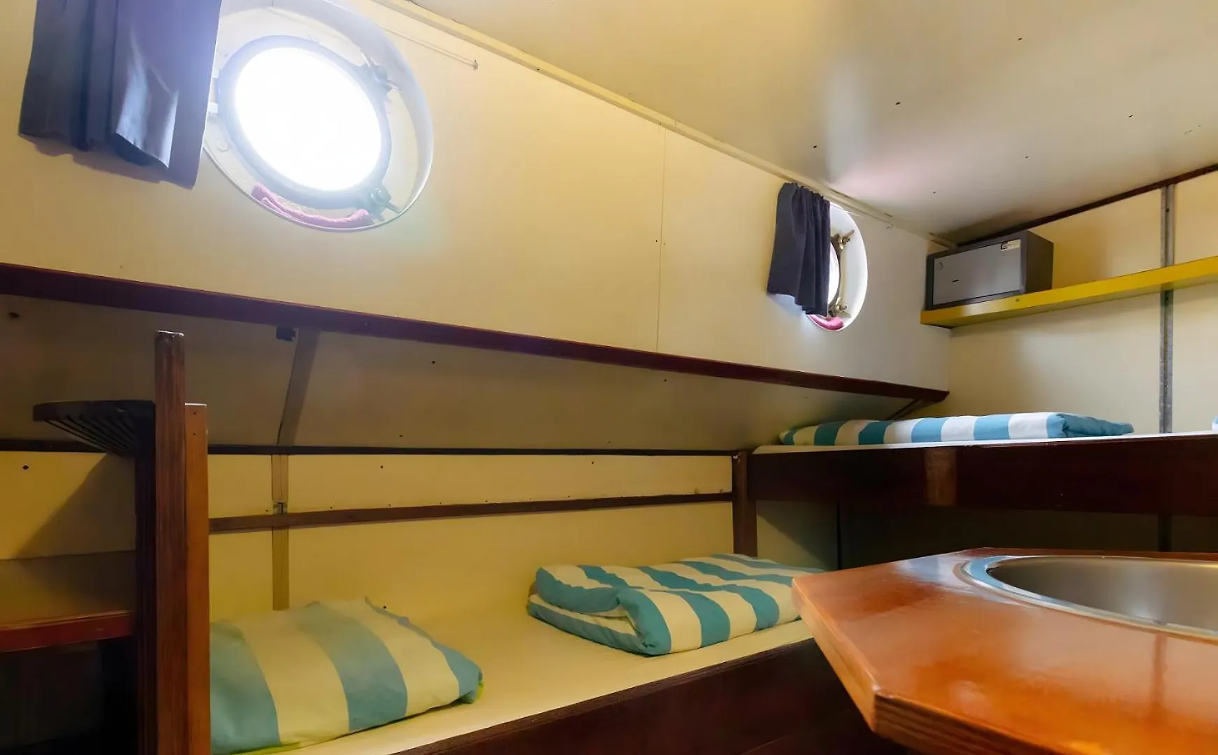 Intersail Hostel - Avontuur